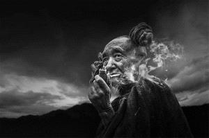 PhotoVivo Bronze Medal - Yibin Zhu (China)  Smoker
